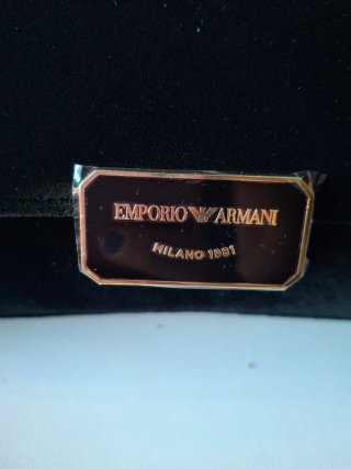 Bolso de mano Emporio Armani negro y dorado