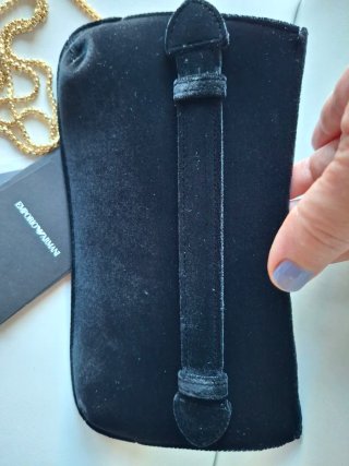 Bolso de mano Emporio Armani negro y dorado
