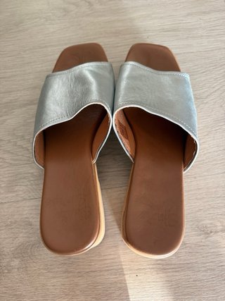 Sandalias Zueco Piel Plateado