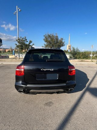 Porsche Cayenne 957 4.8
