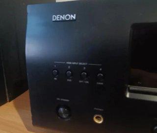 Amplificador Denon y altavoces Sony