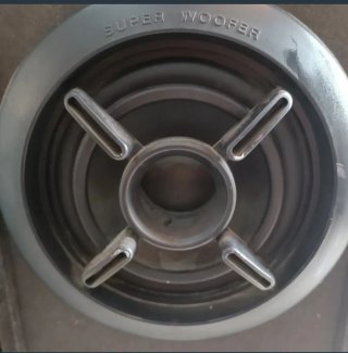 Amplificador Denon y altavoces Sony