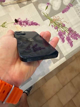 iPhone 13 con batteria nuova originale