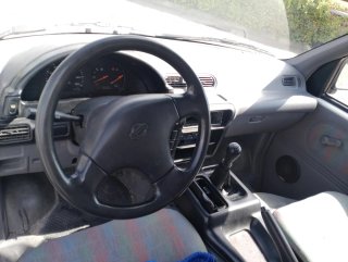 Nissan Serena 1998