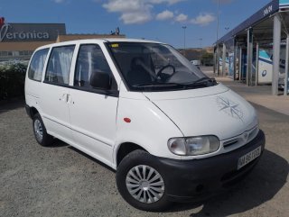 Nissan Serena 1998