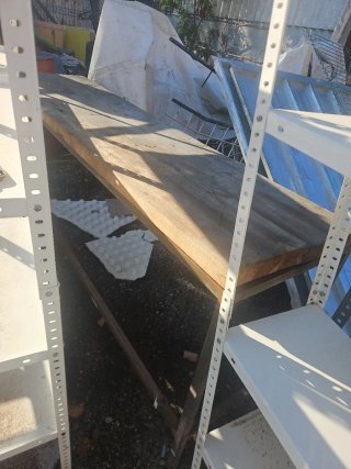 Mesa de trabajo madera y metal