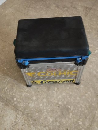 Caja y asiento de pesca Colmic