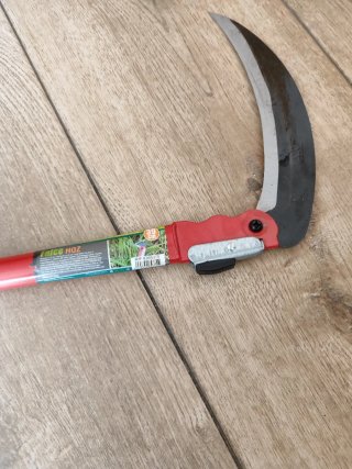 Hoz nueva a estrenar