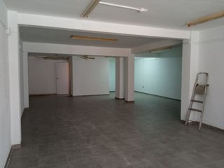 Local comercial en venta en Centre - Cordelles en Cerdanyola del Vallès