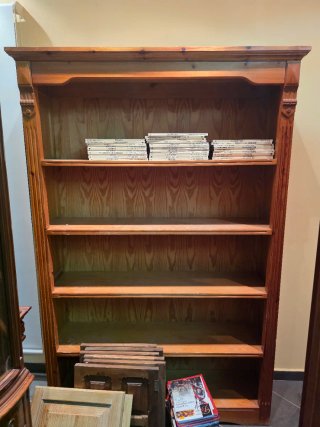 CONJUNTO DE MUEBLES DE ALTA CALIDAD