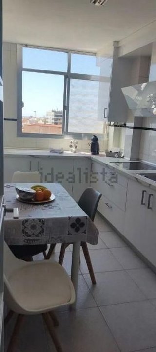 Piso en alquiler en Barrio Alto - San Félix - Oliveros - Altamira en Almería
