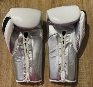Guantes de Boxeo Grant M+C Blanco y Plata