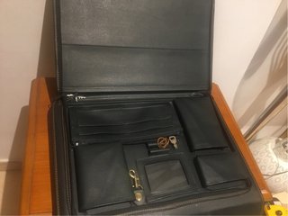 Maletín ejecutivo nuevo negro y vmarrón,