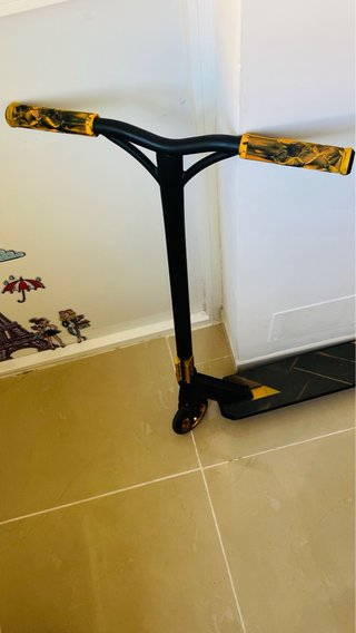 Patinete de piruetas para adolescente