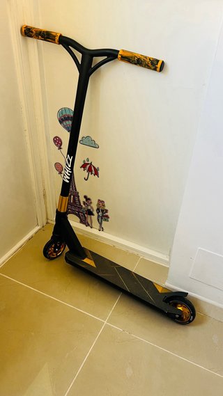 Patinete de piruetas para adolescente