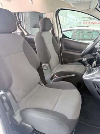 Peugeot Partner Peugeot Partner 4x4 Dangel Standard 600kg BlueHDi 96kW