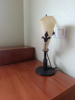 Lámparas dormitorio matrimonio beige/forja