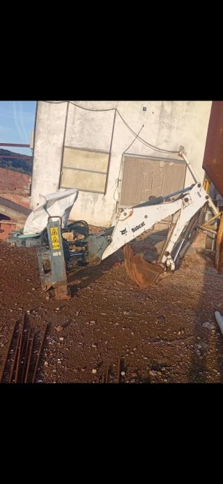 Brazo retroexcavadora Bobcat