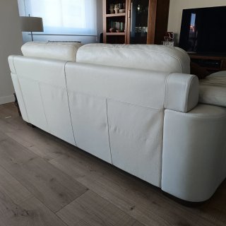 Sofá Natuzzi Cuero Blanco 2x1x0.8mts