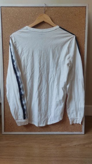 Camiseta Hollister manga larga