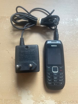 Nokia con Cable