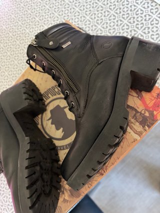 Botas Coronel Tapioca Piel Negras