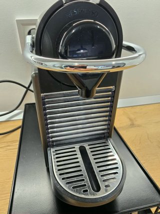 Cafetera Nespresso Krups + Soporte Cápsulas