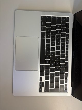 MacBook Air 13” 2020 Plata