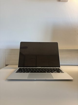 MacBook Air 13” 2020 Plata