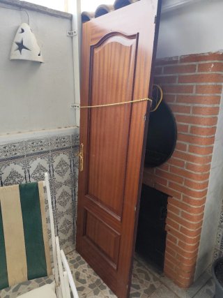 Puerta madera maciza interior