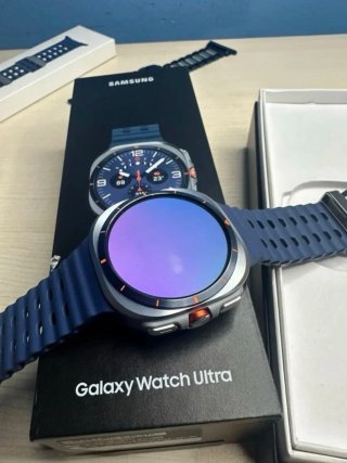 Samsung Galaxy Watch Ultra LTE 2025