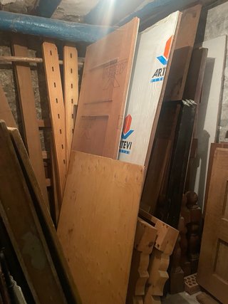 Madera tallada para barandilla y friso