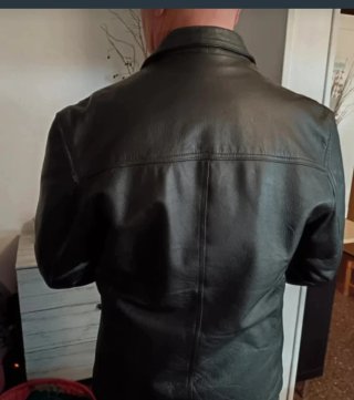 Chaqueta de piel hombre negra