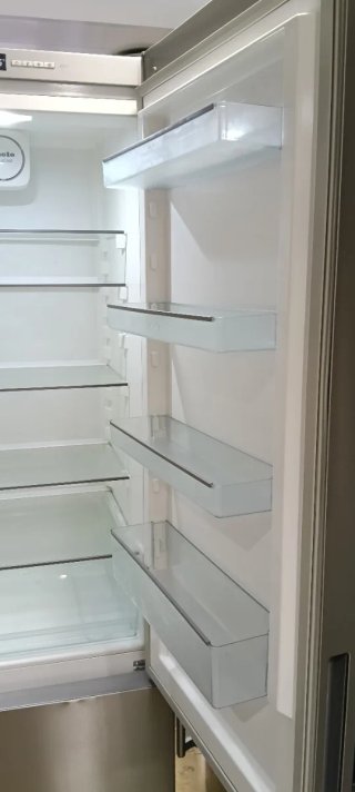 NEVERA COMBI MIELE NO FROST ENERGÍA A+