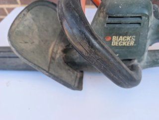 Tagliasiepi Black & Decker