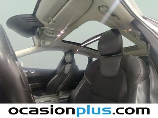 Volvo XC60 D4 Momentum Auto 140 kW (190 CV)