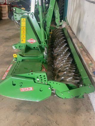 Grada rotativa Kuhn HRB 303