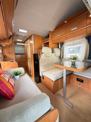 Autocaravana NACIONAL GARAJE XXL 5 plazas