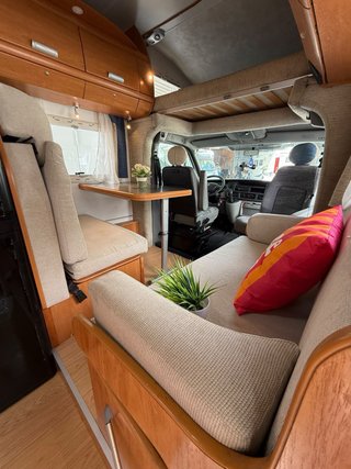 Autocaravana NACIONAL GARAJE XXL 5 plazas