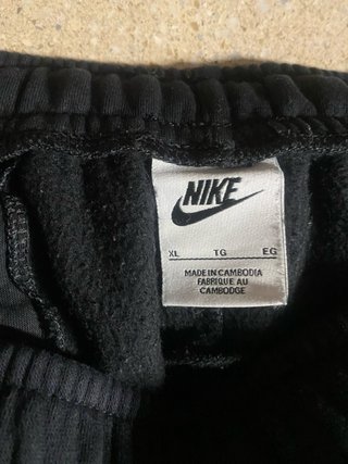 Pantalones Nike Vintage Negro Swoosh Bordado