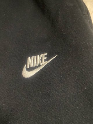 Pantalones Nike Vintage Negro Swoosh Bordado