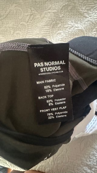 Culote Pas Normal Studios Mechanism