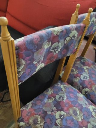 PAREJA DE SILLAS MADERA DE PINO