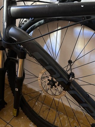 Bici Montaña Carrera Vengeance XL-precio negociabl