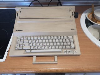 2 Máquinas de Escribir Olivetti y Hermes