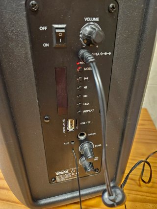 Altavoz Portátil Daewoo 30W con Micrófono