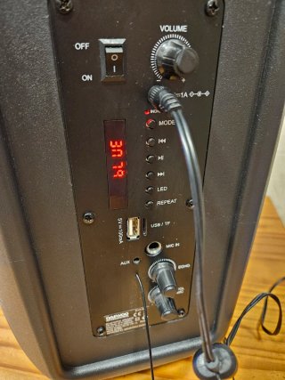 Altavoz Portátil Daewoo 30W con Micrófono