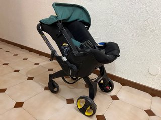 Silla de coche y carrito Doona + sistema isofix