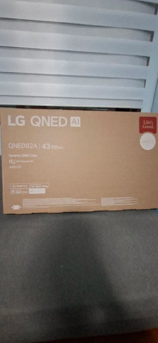 LG QNED AI 43 QNED82A TV