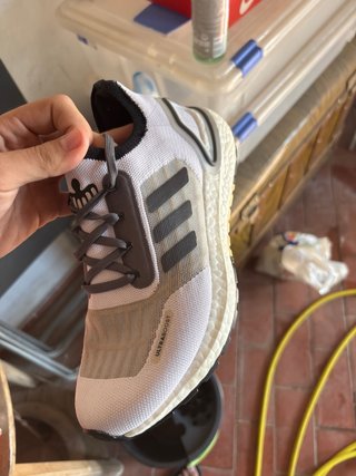 Adidas x 007 Caja Negra